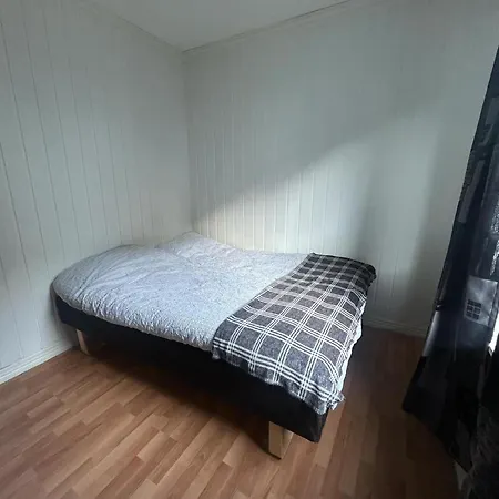 Lägenhet Med 2soverom Naer Sentrum